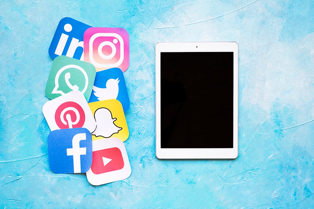 En este artículo, exploraremos las redes sociales más usadas en Perú y que las estrategias de marketing jurídico deberían aprovechar.